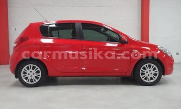 Nunua Ilio tumika Hyundai i20 Nyekundu Gari ndani ya Beitbridge nchini Matabeleland Kusini