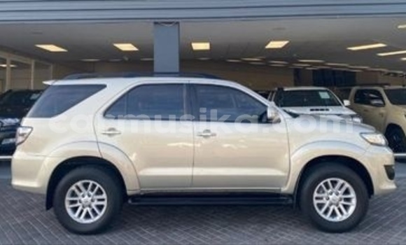 Acheter Occasion Voiture Toyota Fortuner Autre à Beitbridge, Matabeleland South Acheter Occasion Voiture Toyota Fortuner Autre à Beitbridge, Matabeleland South