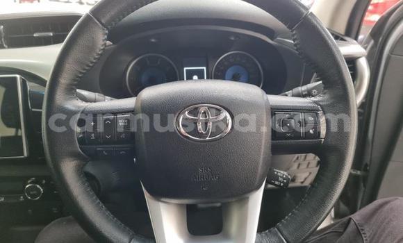 Nunua Ilio tumika Toyota Hilux Fedha Gari ndani ya Beitbridge nchini Matabeleland Kusini Nunua Ilio tumika Toyota Hilux Fedha Gari ndani ya Beitbridge nchini Matabeleland Kusini