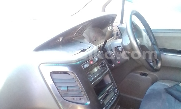 Nunua Ilio tumika Nissan Elgrand Nyeupe Gari ndani ya Chiredzi nchini Masvingo
