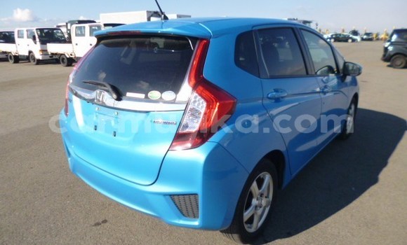 Buy Used Honda Fit Blue Car in Beitbridge in Matabeleland South Buy Used Honda Fit Blue Car in Beitbridge in Matabeleland South