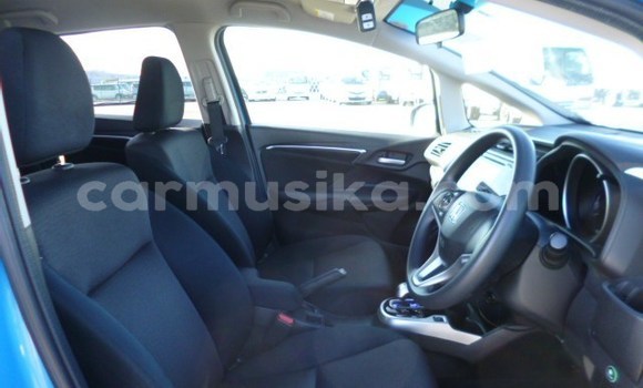 Buy Used Honda Fit Blue Car in Beitbridge in Matabeleland South Buy Used Honda Fit Blue Car in Beitbridge in Matabeleland South