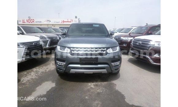 Buy Import Land Rover Range Rover Green Car in Import - Dubai in Harare Buy Import Land Rover Range Rover Green Car in Import - Dubai in Harare