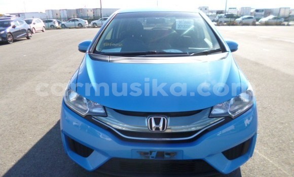 Buy Used Honda Fit Blue Car in Beitbridge in Matabeleland South Buy Used Honda Fit Blue Car in Beitbridge in Matabeleland South