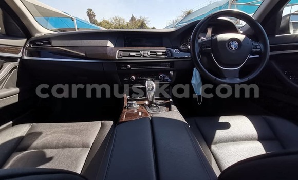 Tenga Itsva BMW 5–Series Sirivha Mota in Mutare in Manicaland Tenga Itsva BMW 5–Series Sirivha Mota in Mutare in Manicaland