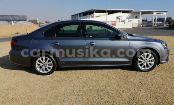 Buy Used Volkswagen Jetta Silver Car in Beitbridge in Matabeleland South Buy Used Volkswagen Jetta Silver Car in Beitbridge in Matabeleland South