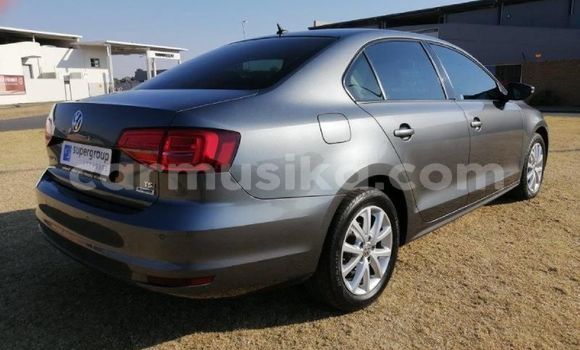 Buy Used Volkswagen Jetta Silver Car in Beitbridge in Matabeleland South Buy Used Volkswagen Jetta Silver Car in Beitbridge in Matabeleland South