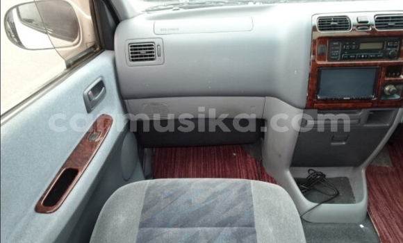 Tenga Tsaru Toyota Granvia Zvimwe Mota in Beitbridge in Matabeleland South Tenga Tsaru Toyota Granvia Zvimwe Mota in Beitbridge in Matabeleland South