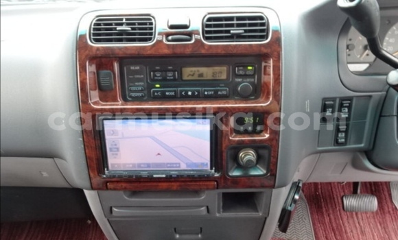 Tenga Tsaru Toyota Granvia Zvimwe Mota in Beitbridge in Matabeleland South Tenga Tsaru Toyota Granvia Zvimwe Mota in Beitbridge in Matabeleland South