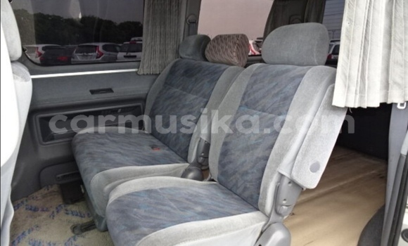 Tenga Tsaru Toyota Granvia Zvimwe Mota in Beitbridge in Matabeleland South Tenga Tsaru Toyota Granvia Zvimwe Mota in Beitbridge in Matabeleland South