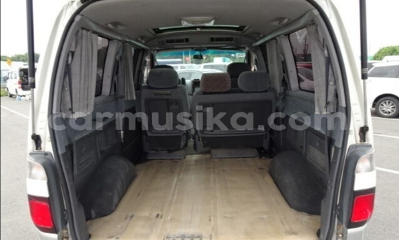 Tenga Tsaru Toyota Granvia Zvimwe Mota in Beitbridge in Matabeleland South Tenga Tsaru Toyota Granvia Zvimwe Mota in Beitbridge in Matabeleland South