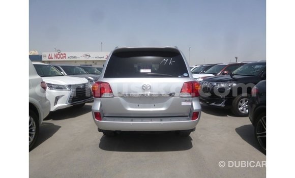 Tenga Imported Toyota Land Cruiser Zvimwe Mota in Import - Dubai in Harare Tenga Imported Toyota Land Cruiser Zvimwe Mota in Import - Dubai in Harare