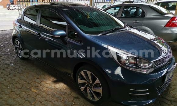 Nunua Ilio tumika Kia Rio Bluu Gari ndani ya Beitbridge nchini Matabeleland Kusini