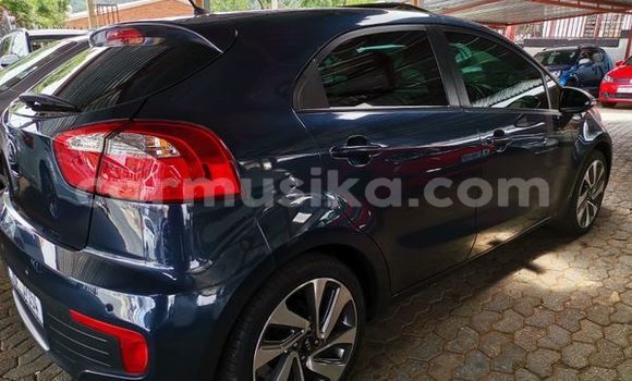 Nunua Ilio tumika Kia Rio Bluu Gari ndani ya Beitbridge nchini Matabeleland Kusini Nunua Ilio tumika Kia Rio Bluu Gari ndani ya Beitbridge nchini Matabeleland Kusini