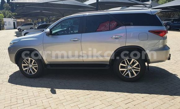 Buy Used Toyota Fortuner Silver Car in Beitbridge in Matabeleland South Buy Used Toyota Fortuner Silver Car in Beitbridge in Matabeleland South