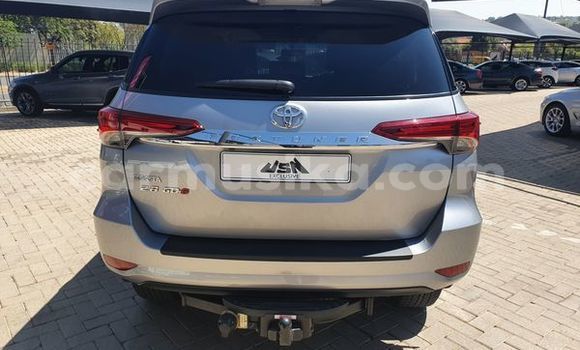 Buy Used Toyota Fortuner Silver Car in Beitbridge in Matabeleland South Buy Used Toyota Fortuner Silver Car in Beitbridge in Matabeleland South