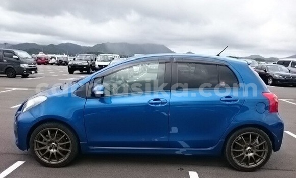 Tenga Tsaru Toyota Vitz Bhuruu Mota in Beitbridge in Matabeleland South Tenga Tsaru Toyota Vitz Bhuruu Mota in Beitbridge in Matabeleland South