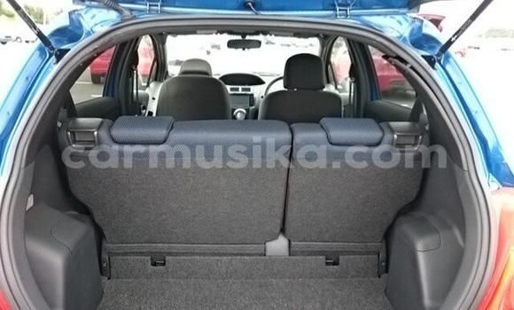 Tenga Tsaru Toyota Vitz Bhuruu Mota in Beitbridge in Matabeleland South Tenga Tsaru Toyota Vitz Bhuruu Mota in Beitbridge in Matabeleland South