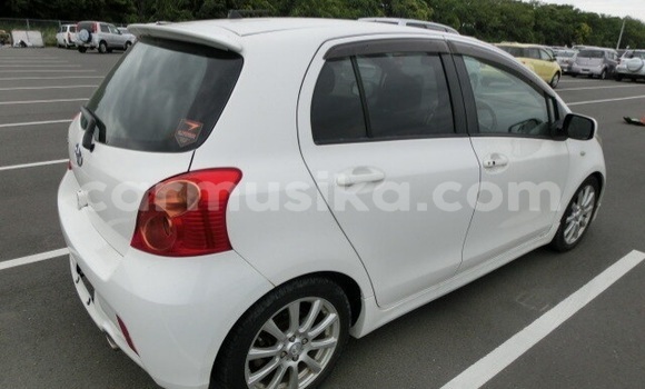 Tenga Tsaru Toyota Vitz Chena Mota in Beitbridge in Matabeleland South Tenga Tsaru Toyota Vitz Chena Mota in Beitbridge in Matabeleland South