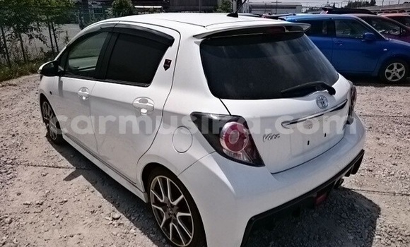 Tenga Tsaru Toyota Vitz Chena Mota in Beitbridge in Matabeleland South Tenga Tsaru Toyota Vitz Chena Mota in Beitbridge in Matabeleland South