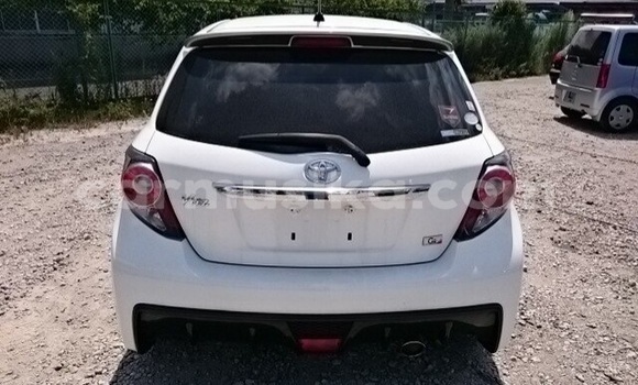 Tenga Tsaru Toyota Vitz Chena Mota in Beitbridge in Matabeleland South Tenga Tsaru Toyota Vitz Chena Mota in Beitbridge in Matabeleland South