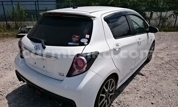 Tenga Tsaru Toyota Vitz Chena Mota in Beitbridge in Matabeleland South Tenga Tsaru Toyota Vitz Chena Mota in Beitbridge in Matabeleland South