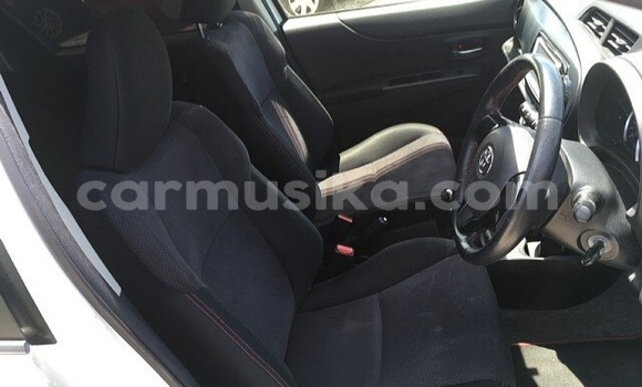 Tenga Tsaru Toyota Vitz Chena Mota in Beitbridge in Matabeleland South Tenga Tsaru Toyota Vitz Chena Mota in Beitbridge in Matabeleland South