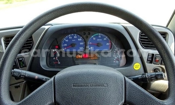 Buy Used Nissan UD White Truck in Beitbridge in Matabeleland South Buy Used Nissan UD White Truck in Beitbridge in Matabeleland South