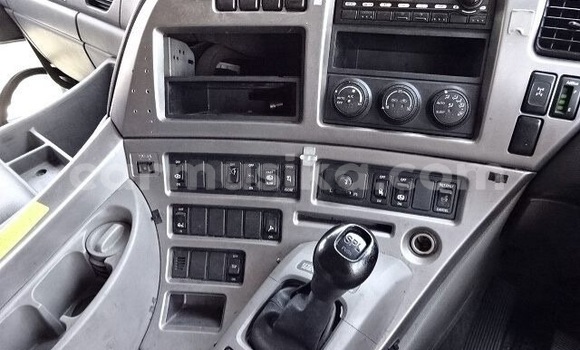 Buy Used Nissan UD White Truck in Beitbridge in Matabeleland South Buy Used Nissan UD White Truck in Beitbridge in Matabeleland South