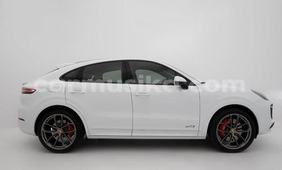 Acheter Occasion Voiture Porsche Cayman Blanc à Beitbridge, Matabeleland South Acheter Occasion Voiture Porsche Cayman Blanc à Beitbridge, Matabeleland South