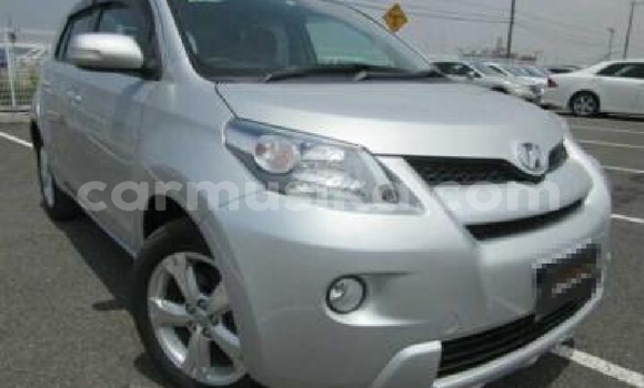 Buy Used Toyota IST Silver Car in Beitbridge in Matabeleland South Buy Used Toyota IST Silver Car in Beitbridge in Matabeleland South
