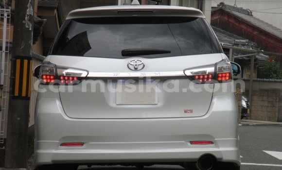 Buy Used Toyota Wish Silver Car in Beitbridge in Matabeleland South Buy Used Toyota Wish Silver Car in Beitbridge in Matabeleland South