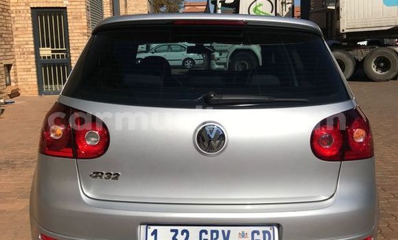 Tenga Tsaru Volkswagen Golf R32 Sirivha Mota in Beitbridge in Matabeleland South Tenga Tsaru Volkswagen Golf R32 Sirivha Mota in Beitbridge in Matabeleland South