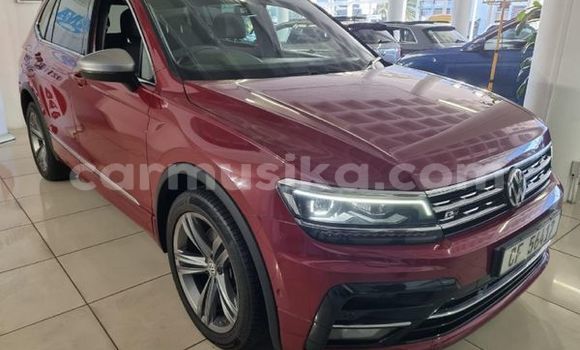 Nunua Ilio tumika Volkswagen Tiguan Nyekundu Gari ndani ya Beitbridge nchini Matabeleland Kusini Nunua Ilio tumika Volkswagen Tiguan Nyekundu Gari ndani ya Beitbridge nchini Matabeleland Kusini