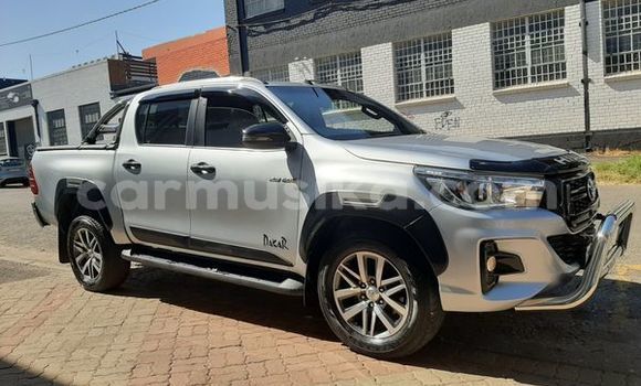 Nunua Ilio tumika Toyota Hilux Fedha Gari ndani ya Beitbridge nchini Matabeleland Kusini Nunua Ilio tumika Toyota Hilux Fedha Gari ndani ya Beitbridge nchini Matabeleland Kusini