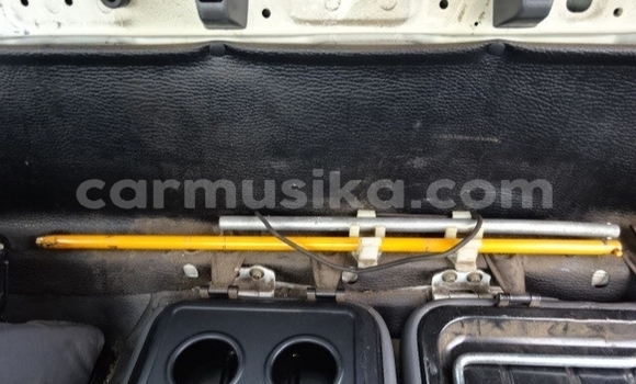 Buy Used Toyota Dyna White Truck in Beitbridge in Matabeleland South Buy Used Toyota Dyna White Truck in Beitbridge in Matabeleland South