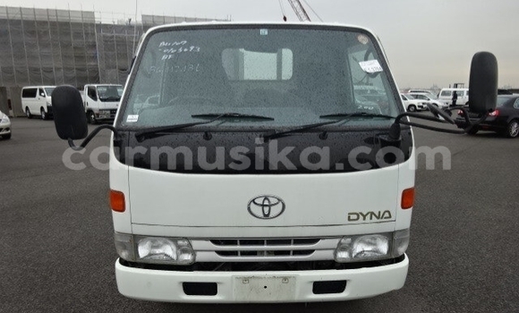 Buy Used Toyota Dyna White Truck in Beitbridge in Matabeleland South Buy Used Toyota Dyna White Truck in Beitbridge in Matabeleland South