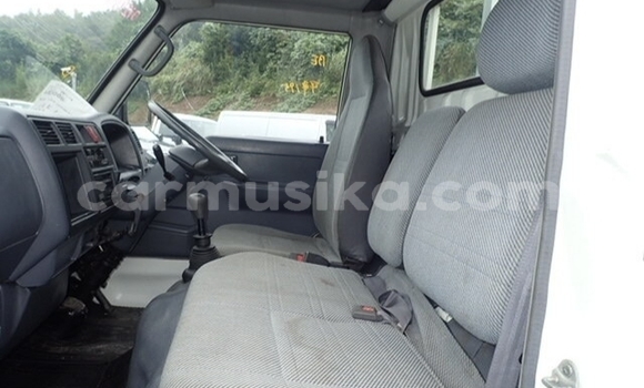 Buy Used Toyota Dyna White Truck in Beitbridge in Matabeleland South Buy Used Toyota Dyna White Truck in Beitbridge in Matabeleland South