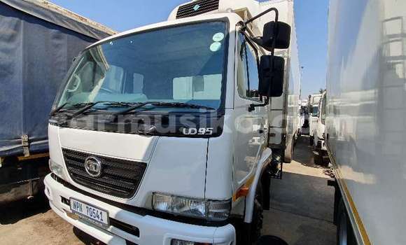 Buy Used Nissan UD White Truck in Beitbridge in Matabeleland South Buy Used Nissan UD White Truck in Beitbridge in Matabeleland South