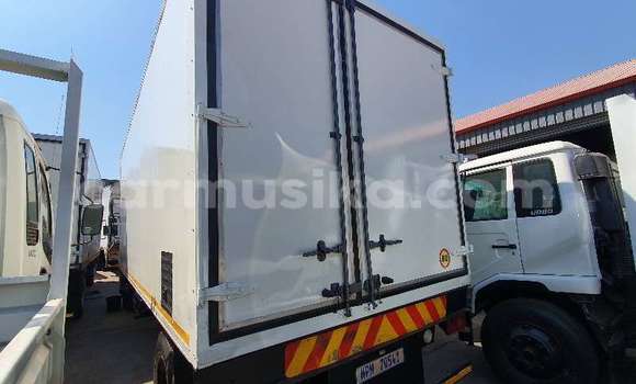Buy Used Nissan UD White Truck in Beitbridge in Matabeleland South Buy Used Nissan UD White Truck in Beitbridge in Matabeleland South