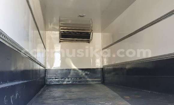 Buy Used Nissan UD White Truck in Beitbridge in Matabeleland South Buy Used Nissan UD White Truck in Beitbridge in Matabeleland South