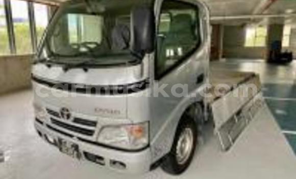 Buy Used Toyota Dyna Silver Truck in Beitbridge in Matabeleland South Buy Used Toyota Dyna Silver Truck in Beitbridge in Matabeleland South