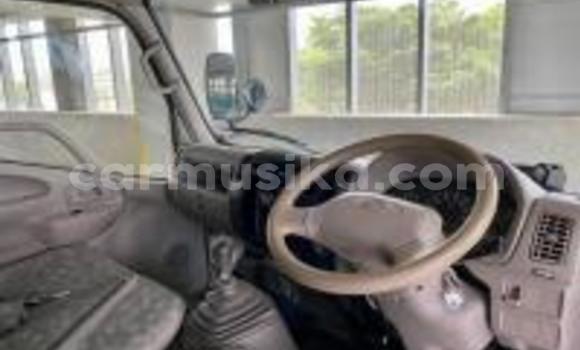 Buy Used Toyota Dyna Silver Truck in Beitbridge in Matabeleland South Buy Used Toyota Dyna Silver Truck in Beitbridge in Matabeleland South