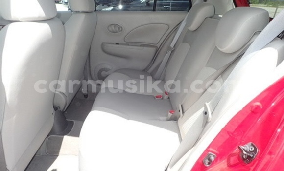 Acheter Occasion Voiture Nissan March Rouge à Beitbridge, Matabeleland South Acheter Occasion Voiture Nissan March Rouge à Beitbridge, Matabeleland South