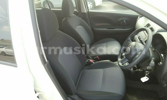 Buy Used Nissan March White Car in Beitbridge in Matabeleland South Buy Used Nissan March White Car in Beitbridge in Matabeleland South