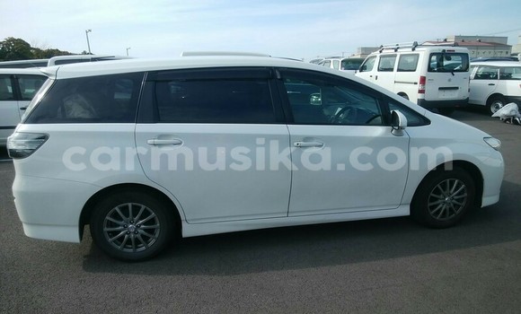 Nunua Ilio tumika Toyota Wish Nyeupe Gari ndani ya Beitbridge nchini Matabeleland Kusini Nunua Ilio tumika Toyota Wish Nyeupe Gari ndani ya Beitbridge nchini Matabeleland Kusini