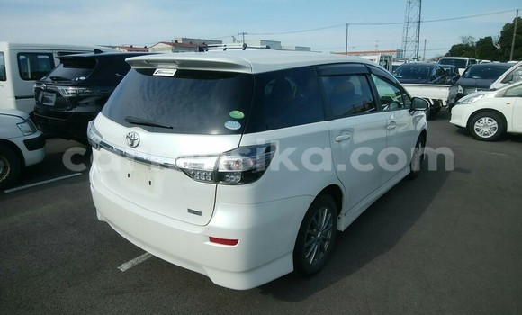 Nunua Ilio tumika Toyota Wish Nyeupe Gari ndani ya Beitbridge nchini Matabeleland Kusini Nunua Ilio tumika Toyota Wish Nyeupe Gari ndani ya Beitbridge nchini Matabeleland Kusini