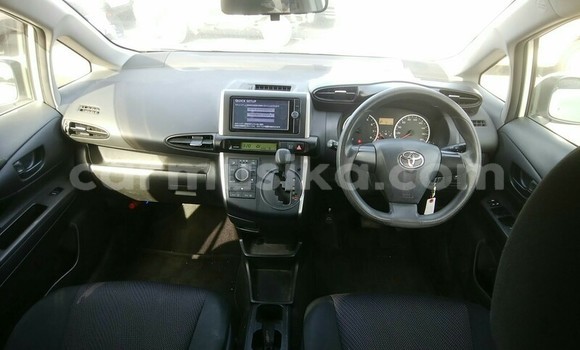 Nunua Ilio tumika Toyota Wish Nyeupe Gari ndani ya Beitbridge nchini Matabeleland Kusini Nunua Ilio tumika Toyota Wish Nyeupe Gari ndani ya Beitbridge nchini Matabeleland Kusini