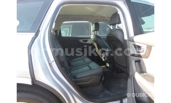 Nunua Imported Audi Q7 Nyingine Gari ndani ya Import - Dubai nchini Harare Nunua Imported Audi Q7 Nyingine Gari ndani ya Import - Dubai nchini Harare