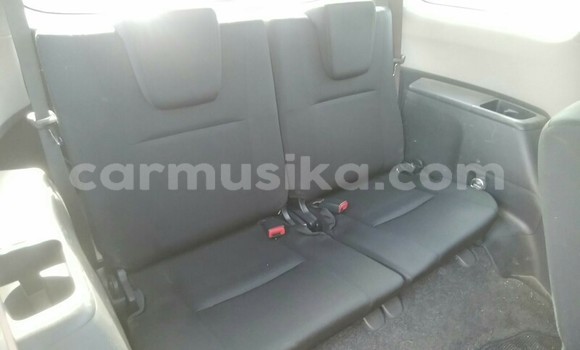 Nunua Ilio tumika Toyota Wish Nyeupe Gari ndani ya Beitbridge nchini Matabeleland Kusini Nunua Ilio tumika Toyota Wish Nyeupe Gari ndani ya Beitbridge nchini Matabeleland Kusini